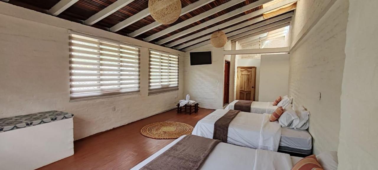 Bed and Breakfast Rustic Quinta La Aurora Баньос Экстерьер фото