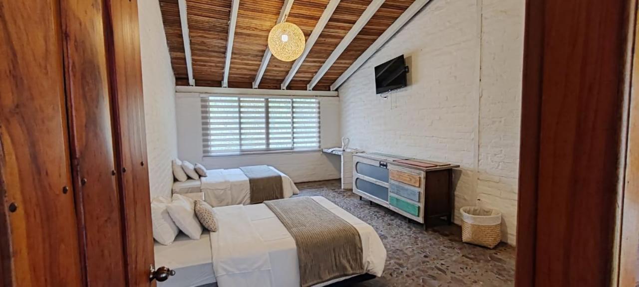 Bed and Breakfast Rustic Quinta La Aurora Баньос Экстерьер фото